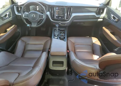 2018 Volvo Xc60 T5 Momentum from USA, damaged, VIN YV4102RK2J1062707